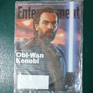 Entertainment Weekly Magazine April 2022 Issue